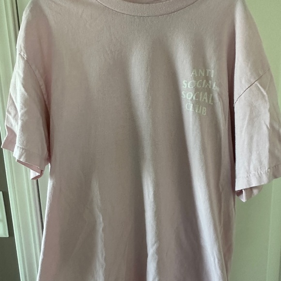 Light pink antisocial social club tee - Picture 2 of 3